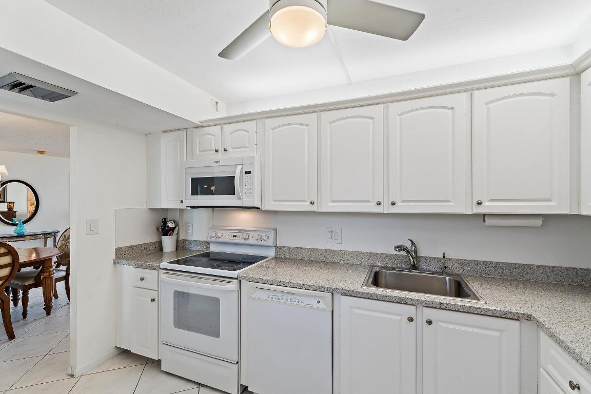 OCEAN TRAIL CONDO II - Residential Lease