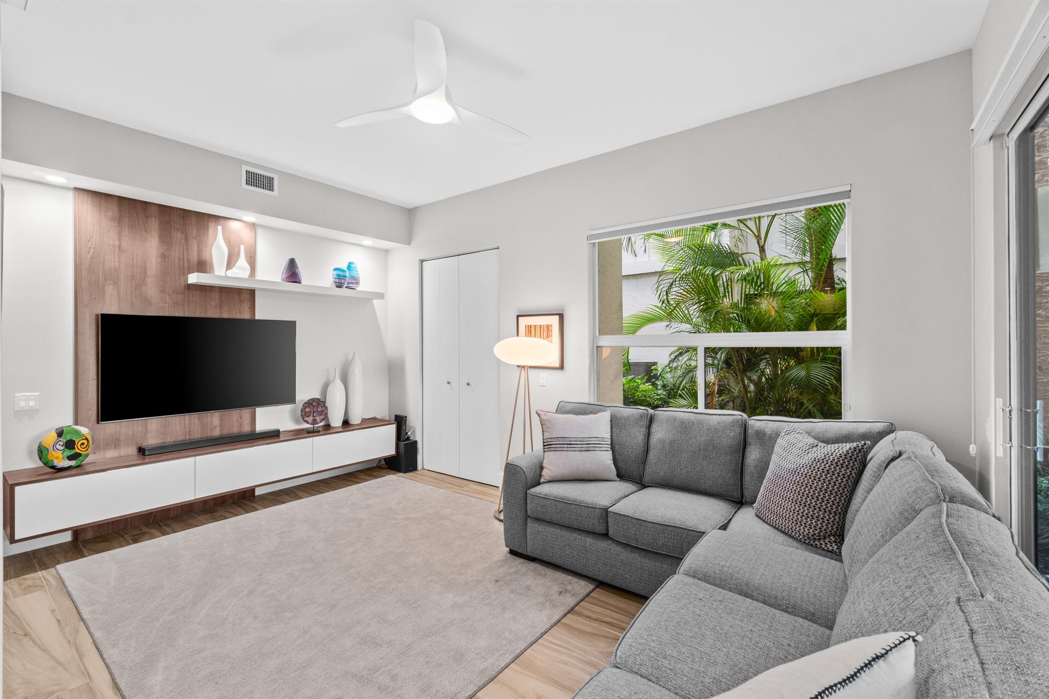 ASHBOURNE / POLO CLUB - Residential Lease