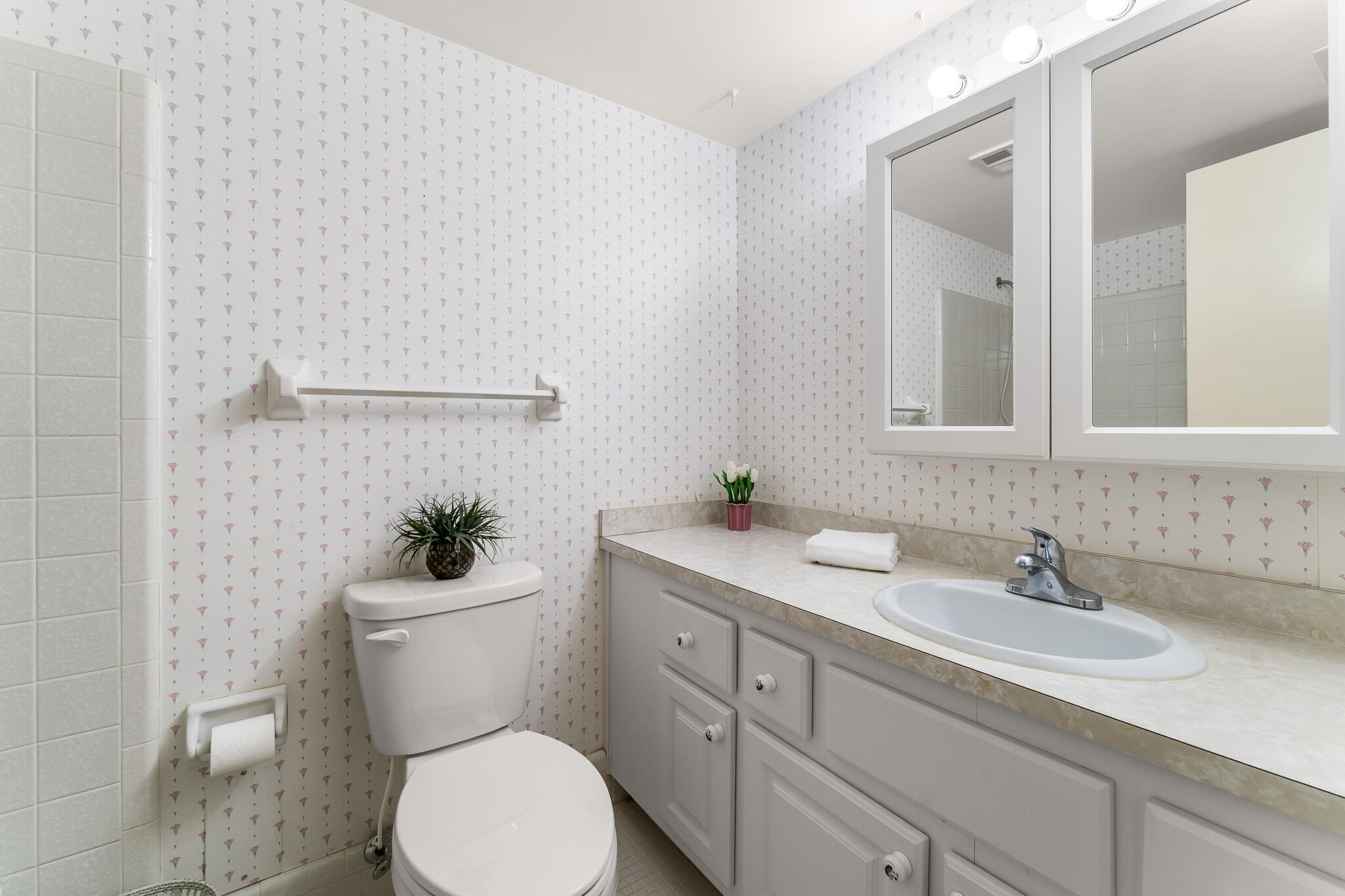 Tiffany Condominium - Residential