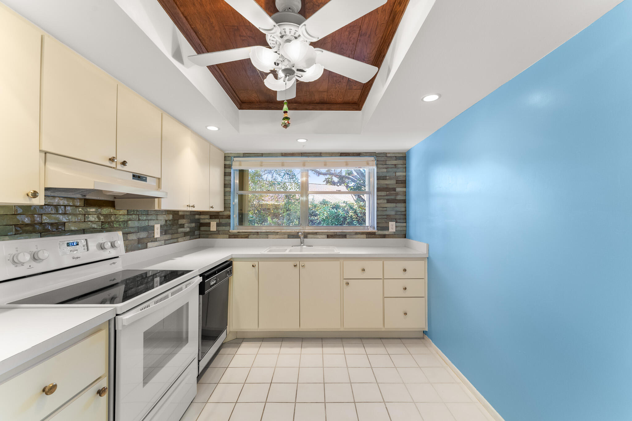 Tiffany Condominium - Residential