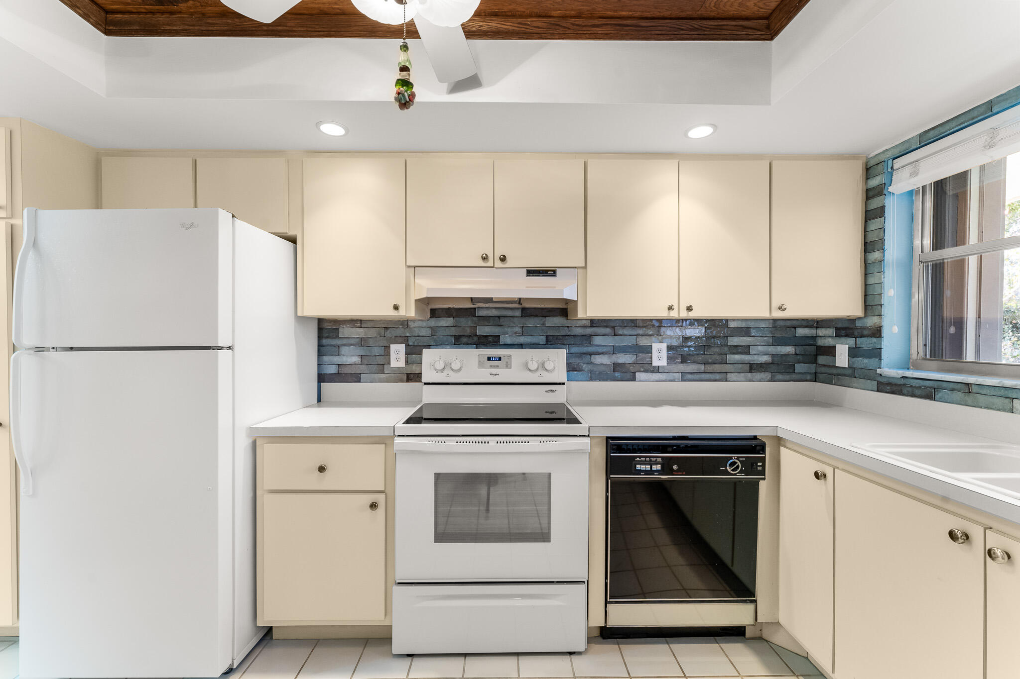 Tiffany Condominium - Residential