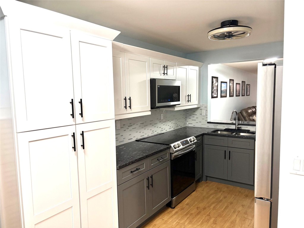 DEVON CONDOMINIUM - Residential
