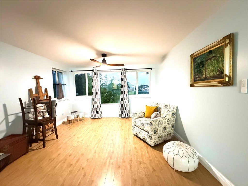 DEVON CONDOMINIUM - Residential
