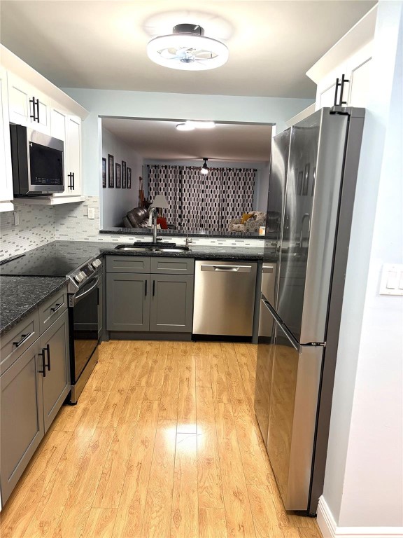DEVON CONDOMINIUM - Residential