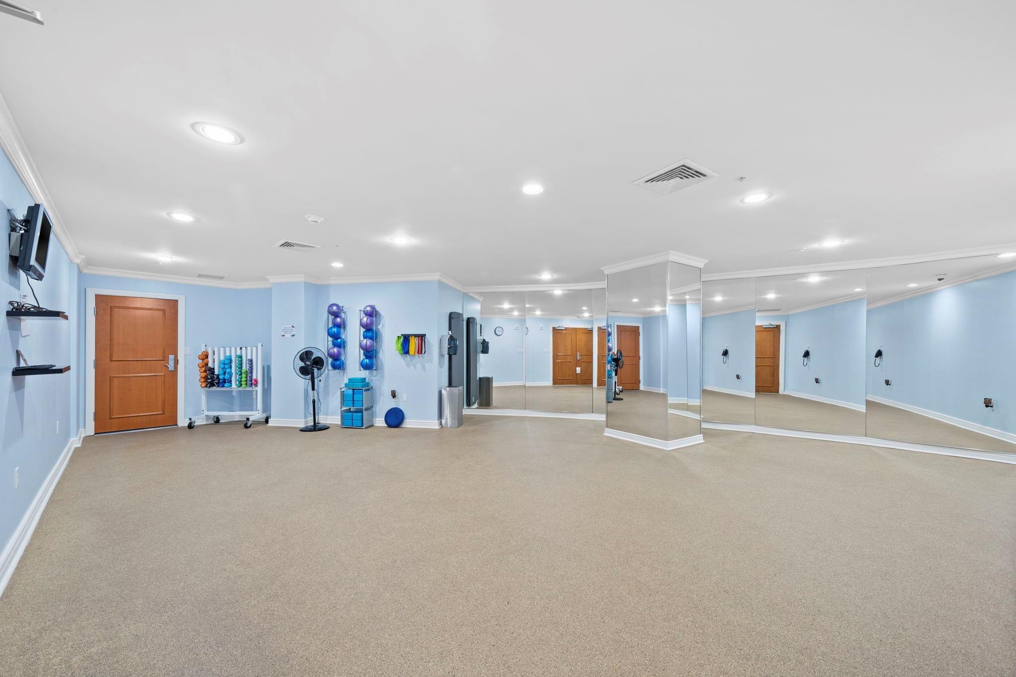 WATERGARDEN CONDO - Residential Lease