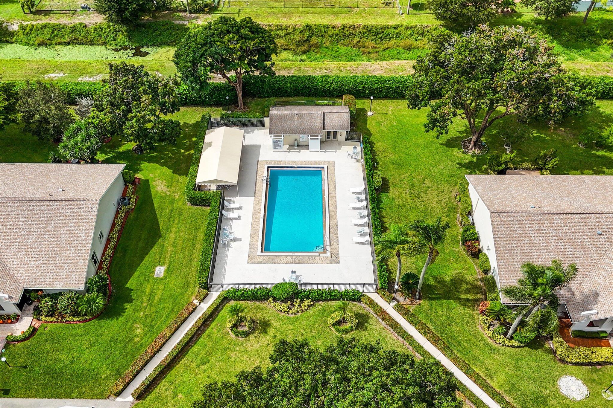 Poinciana Place Town Home - Residential