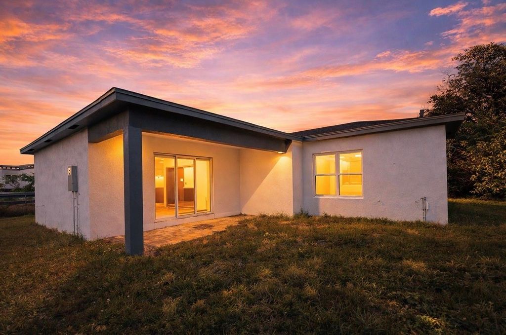 Photo of 5520 SW 25th Court, West Park, FL 33023 (MLS # F10552089)