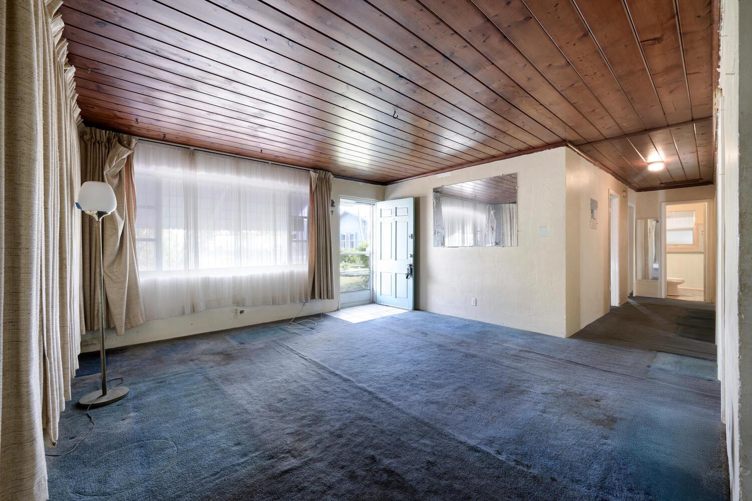 1465 W 28th Street