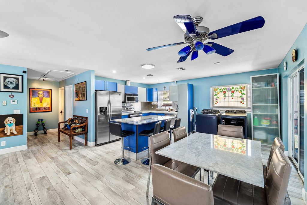 Photo of 907 N A Street, Lake Worth Beach, FL 33460 (MLS # B26017141)