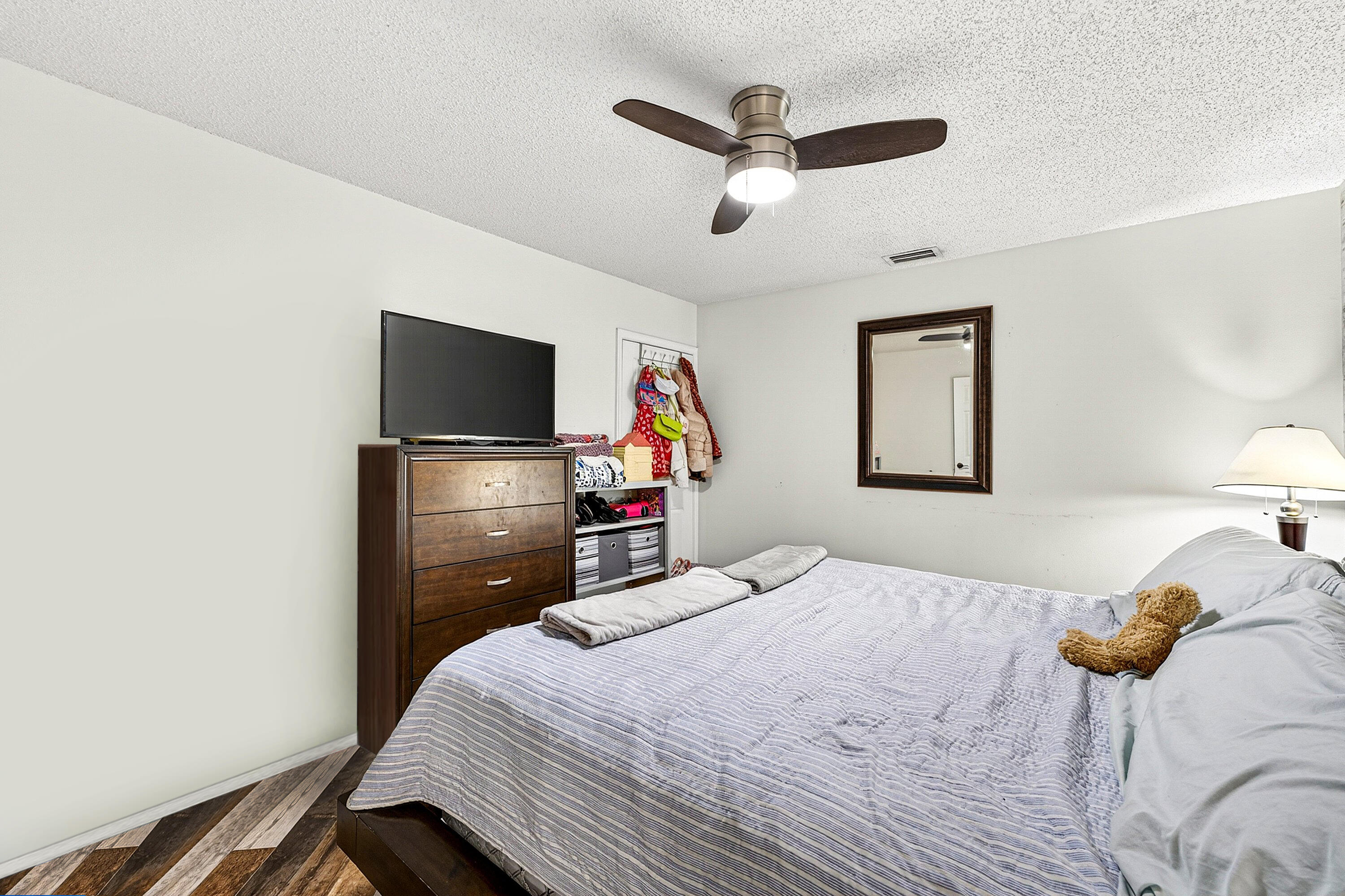 S/D OF 21-44-43, W 1/2 IN - Residential