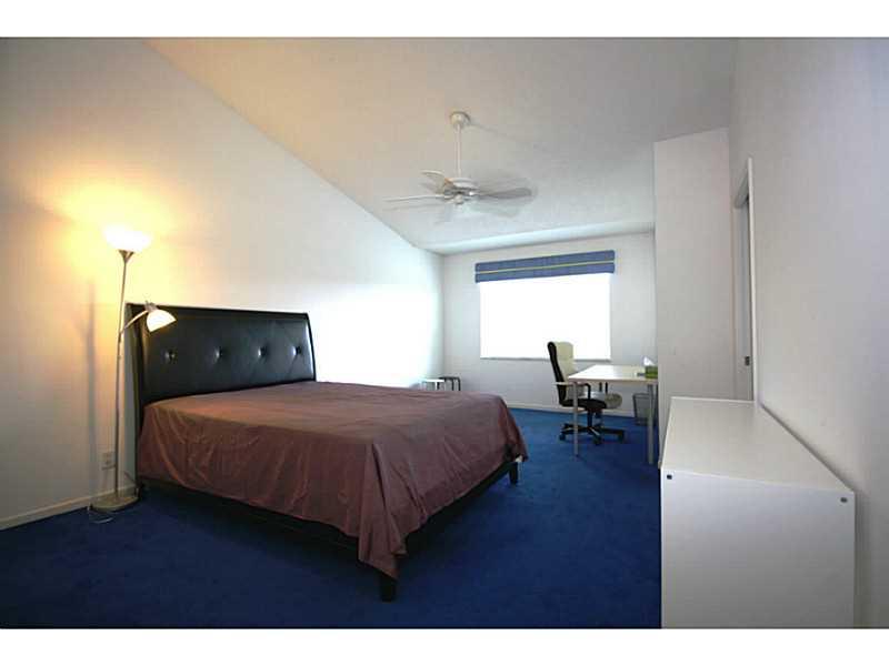 Coral Lakes - Residential