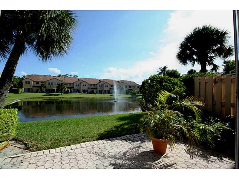 Coral Lakes - Residential