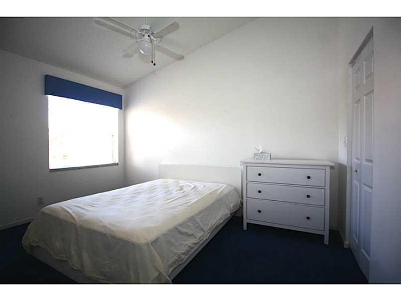 Coral Lakes - Residential