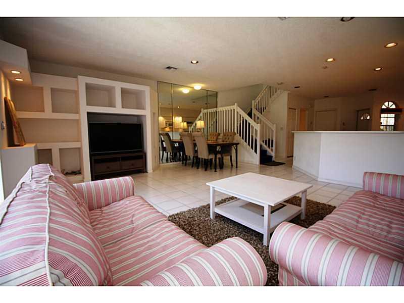 Coral Lakes - Residential