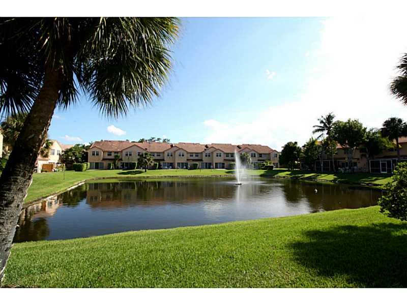 Coral Lakes - Residential