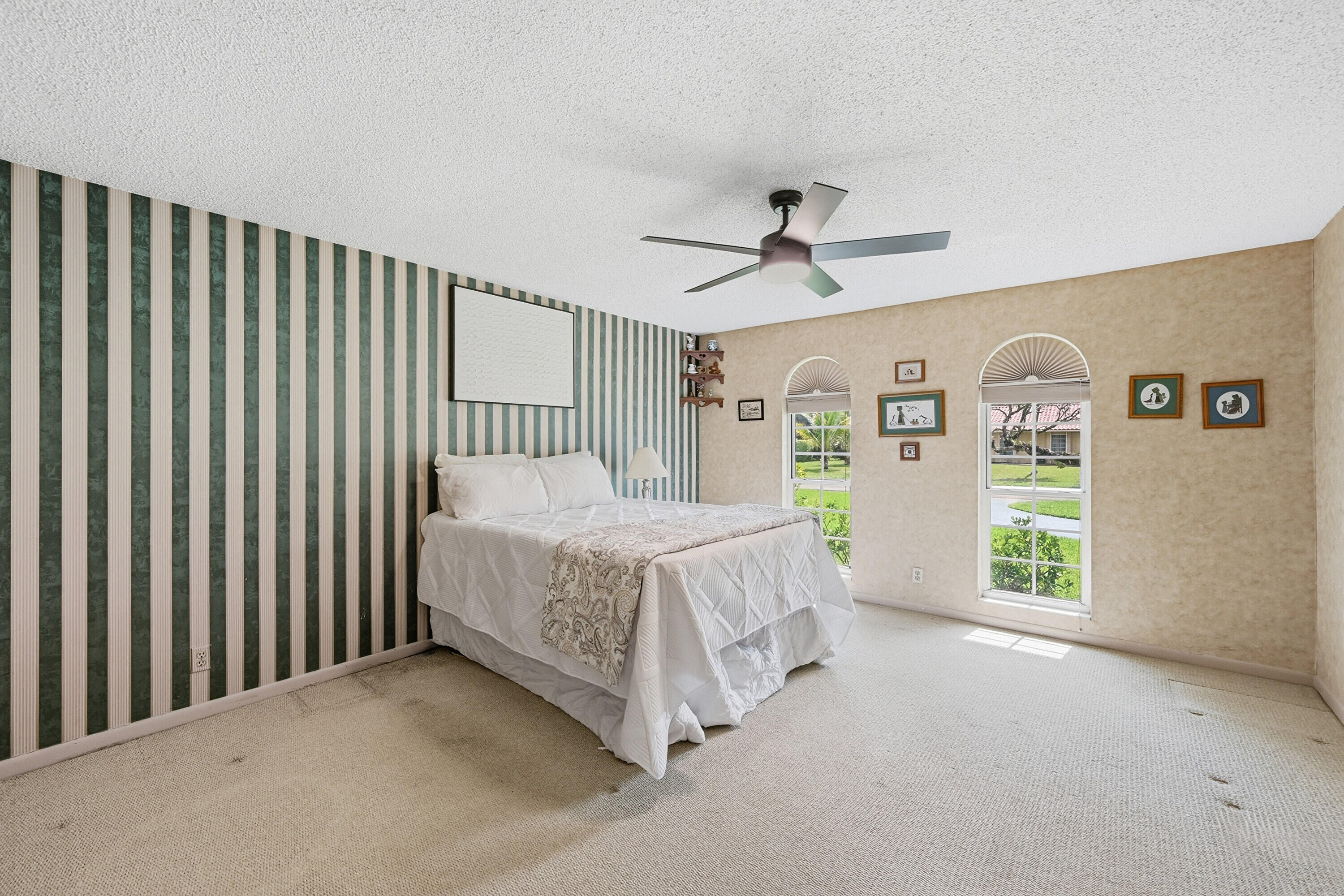 CORAL SPRINGS COUNTRY CLUB - Residential