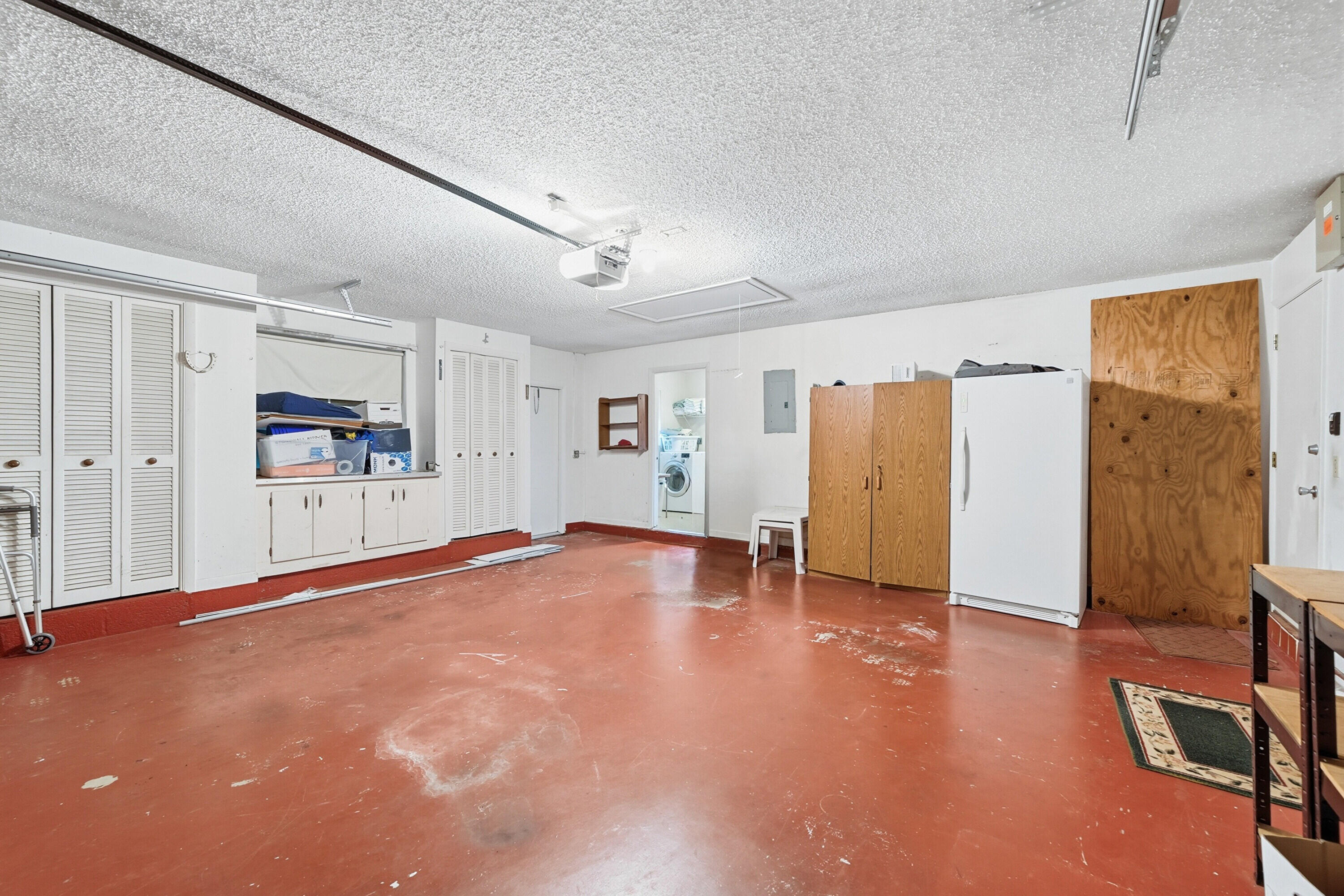 CORAL SPRINGS COUNTRY CLUB - Residential