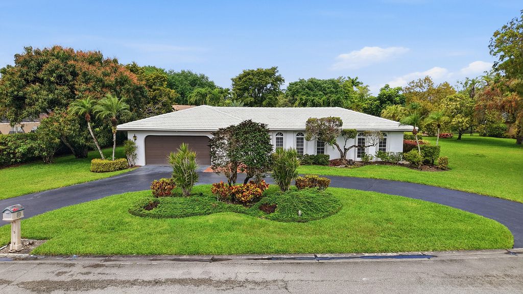 Photo of 2620 NW 106th Drive, Coral Springs, FL 33065 (MLS # B26011605)