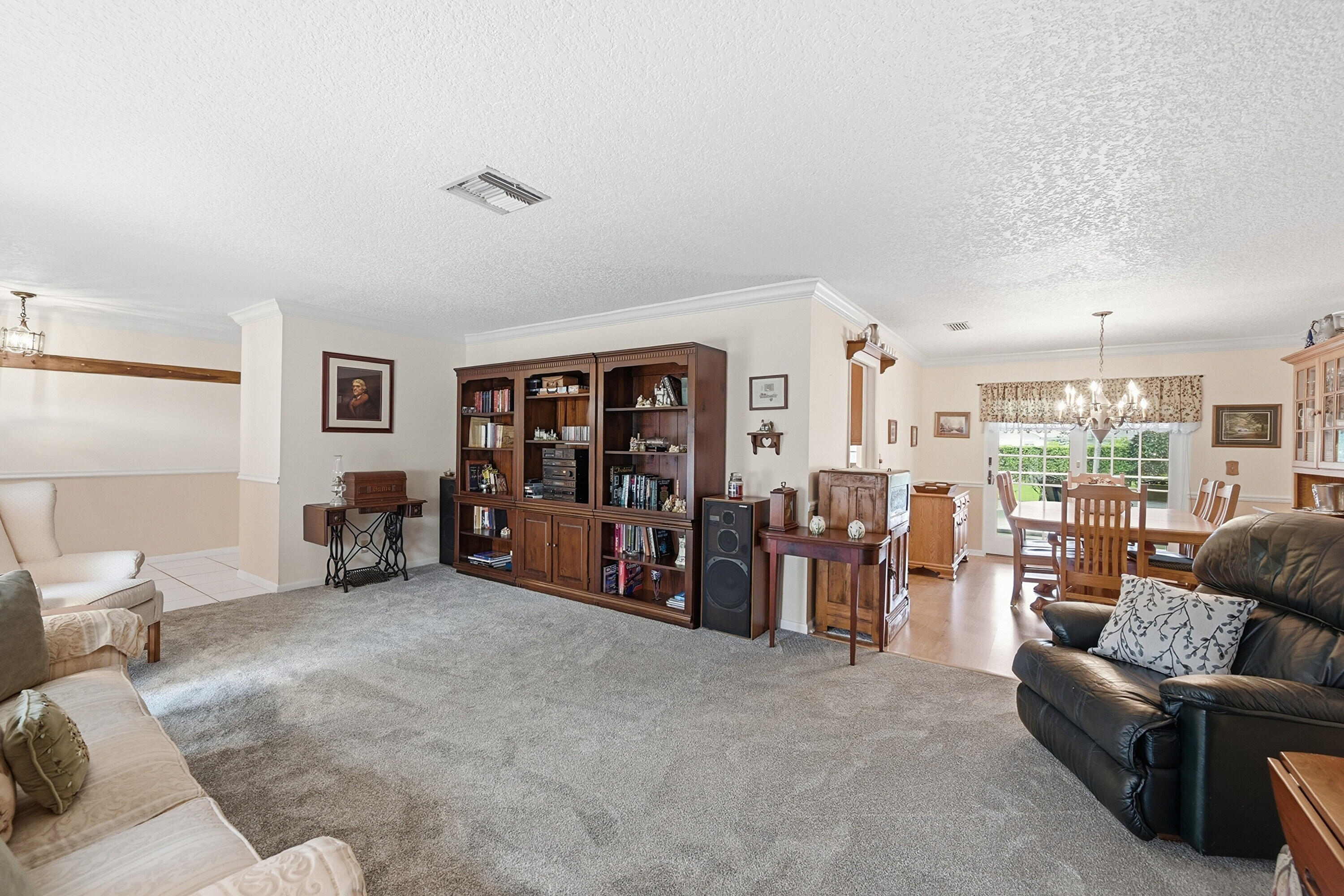 CORAL SPRINGS COUNTRY CLUB - Residential