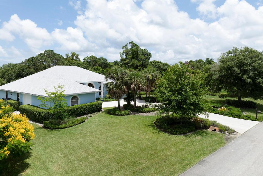 Photo of 630 SE Ashley Oaks Way, Stuart, FL 34997 (MLS # R10998039)