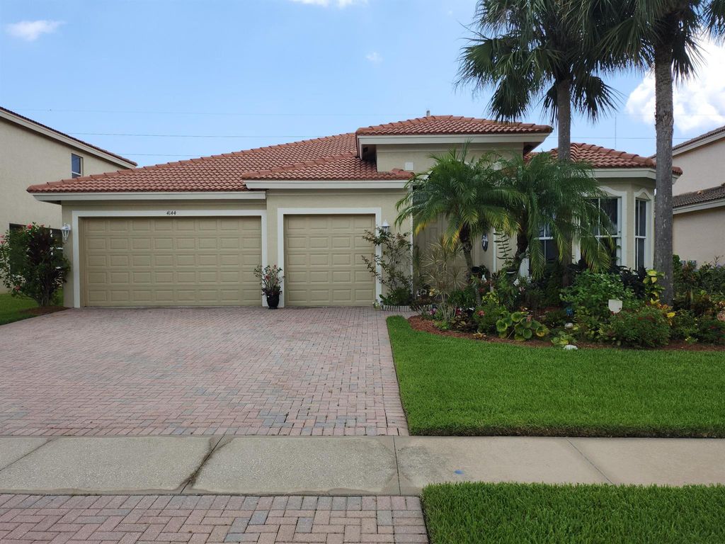 Photo of 4144 Worlington Ter, Fort Pierce, FL 34947 (MLS # R10889788)