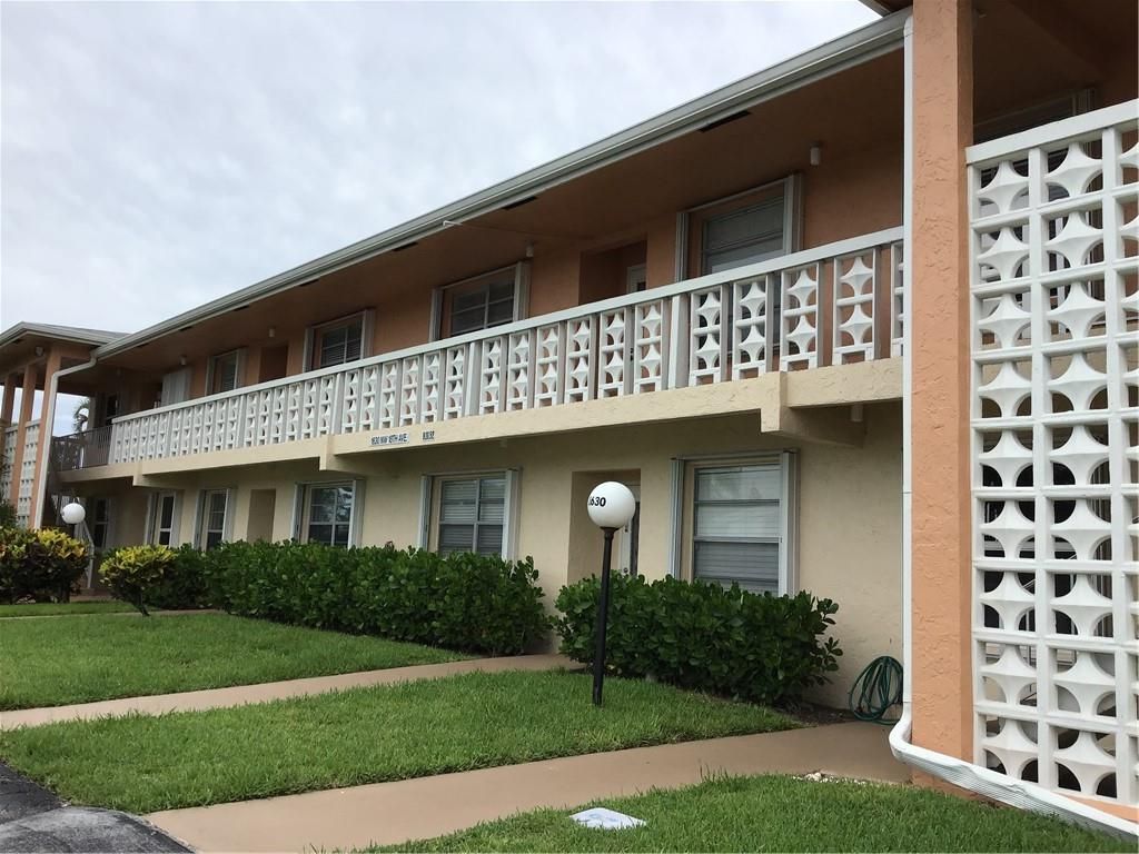 Photo of 1630 NW 18th Ave Ave #101, Delray Beach, FL 33445 (MLS # F10335073)