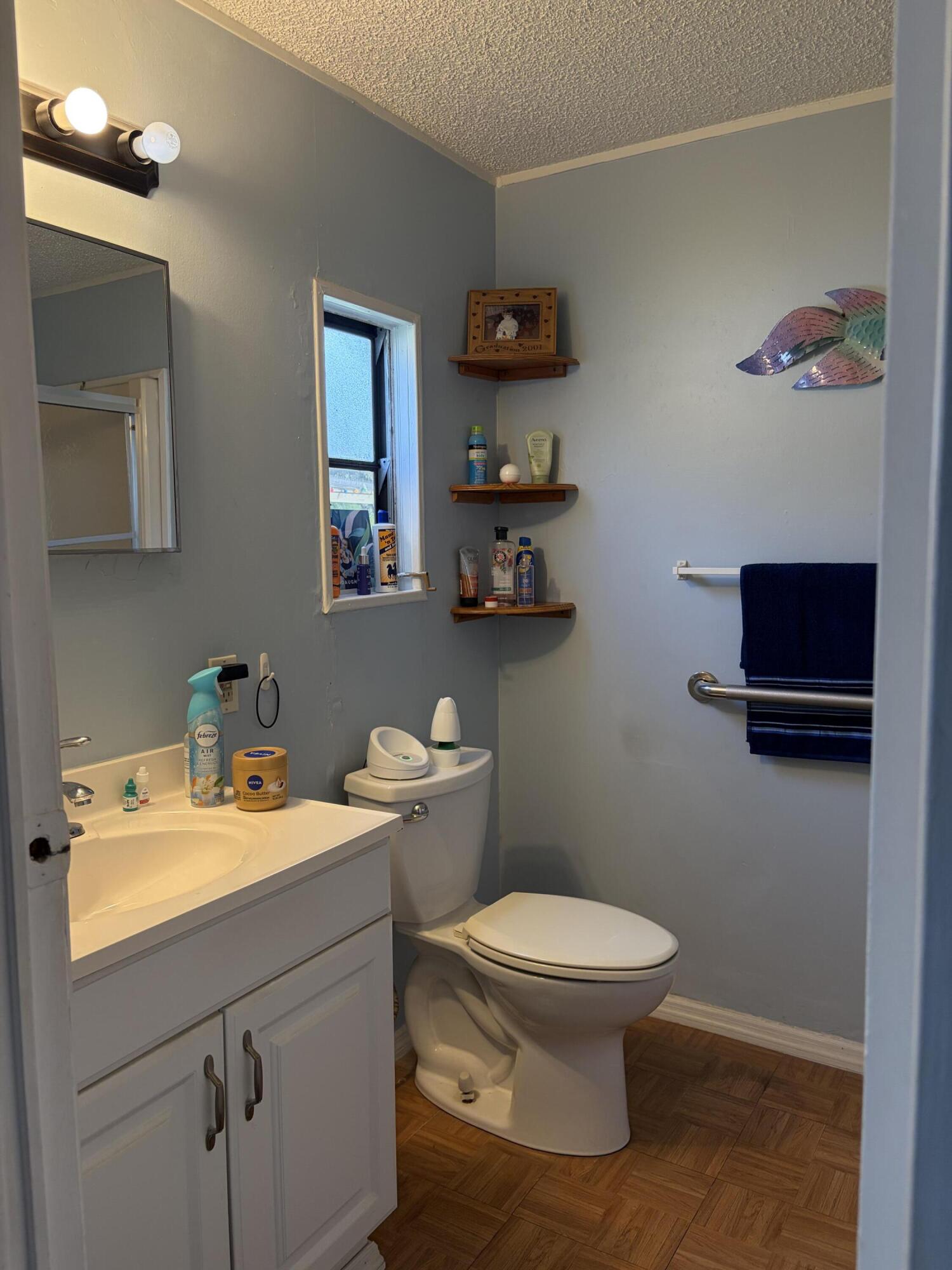 TROPICAL ISLES - Residential