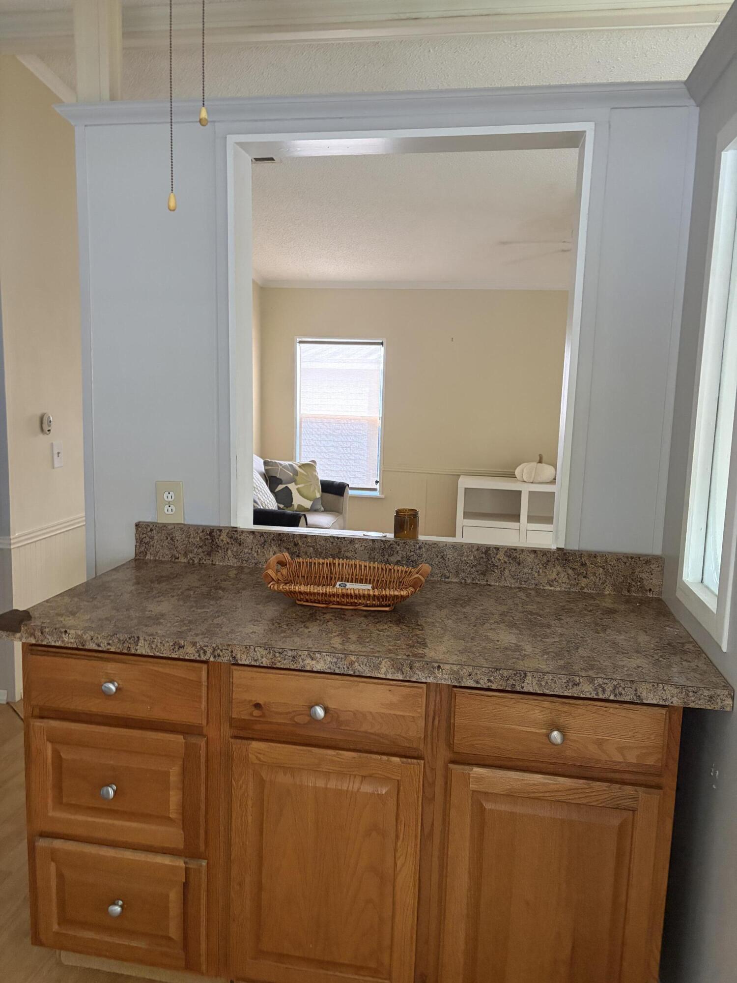 TROPICAL ISLES - Residential