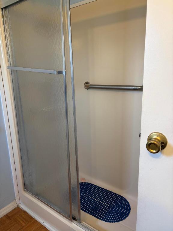 TROPICAL ISLES - Residential