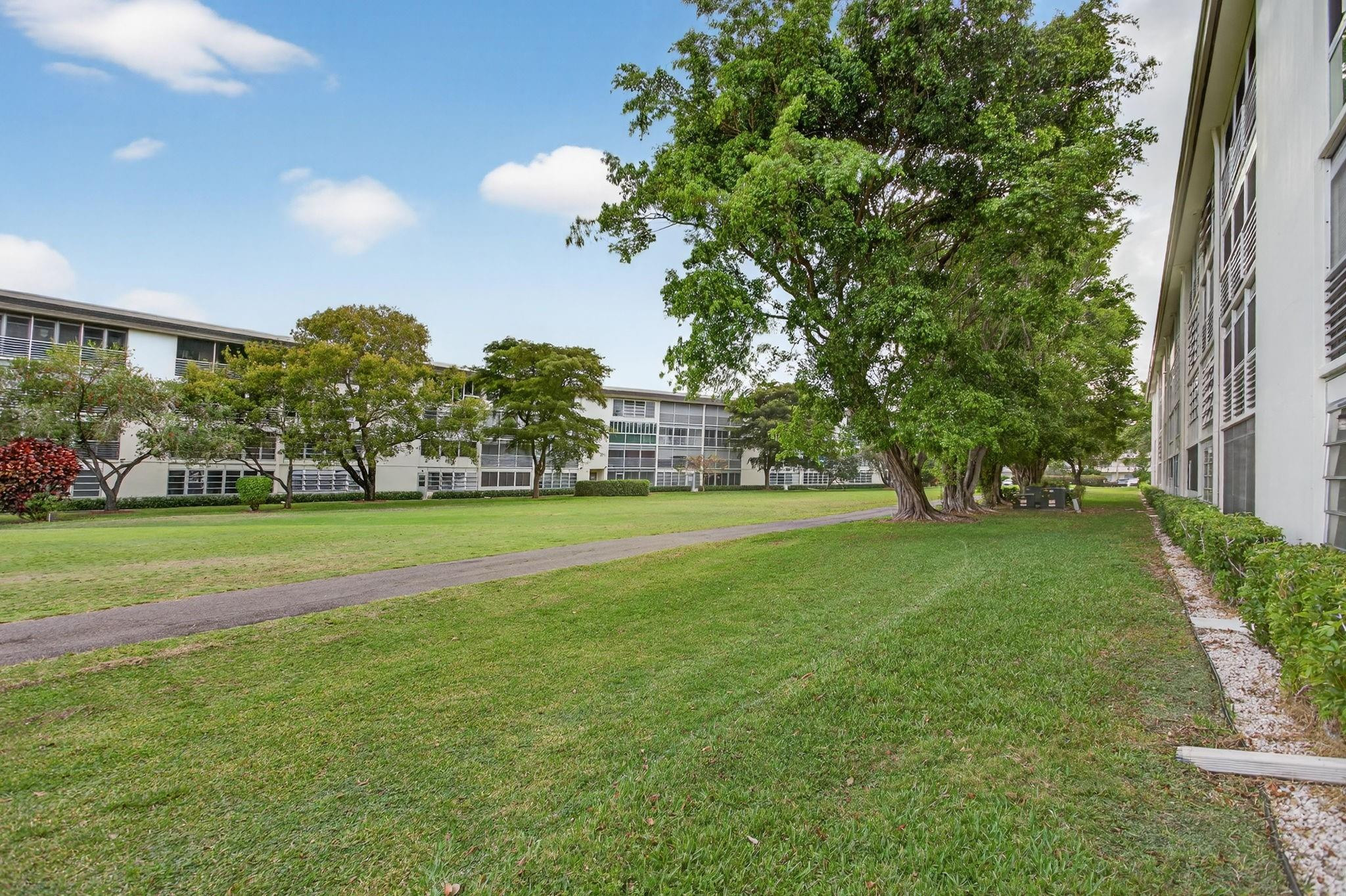 WYNMOOR VILLAGE - Residential