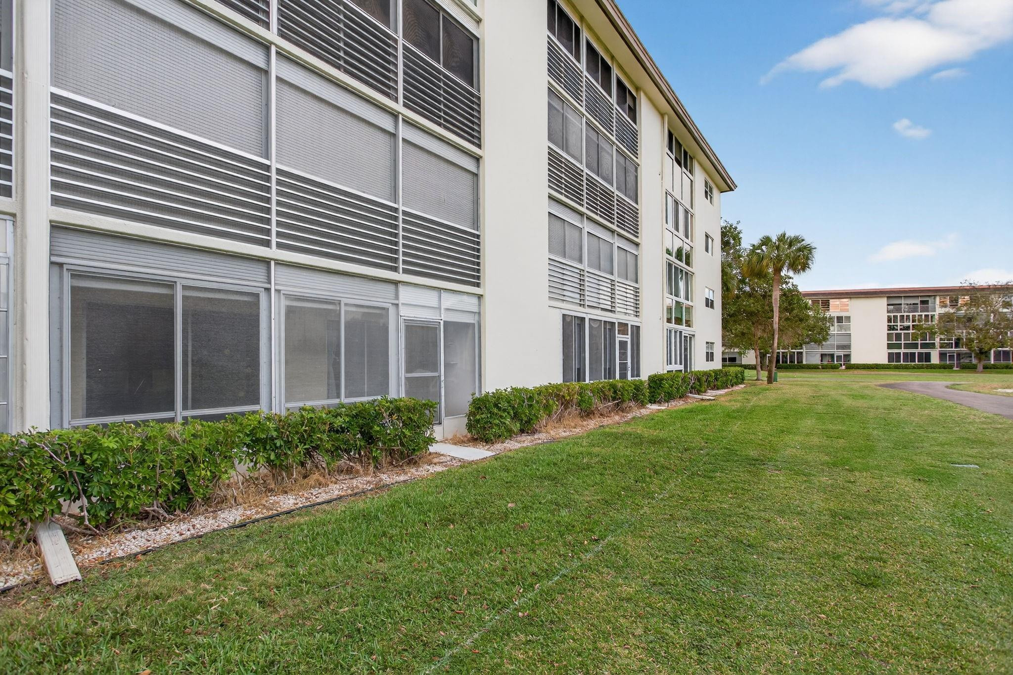 WYNMOOR VILLAGE - Residential