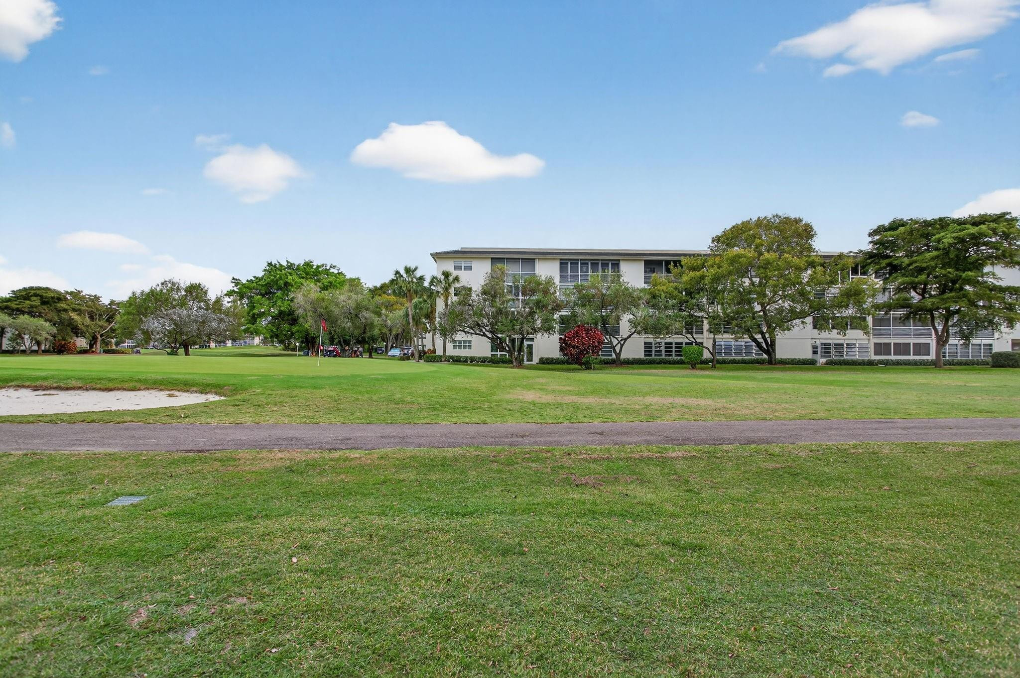 WYNMOOR VILLAGE - Residential