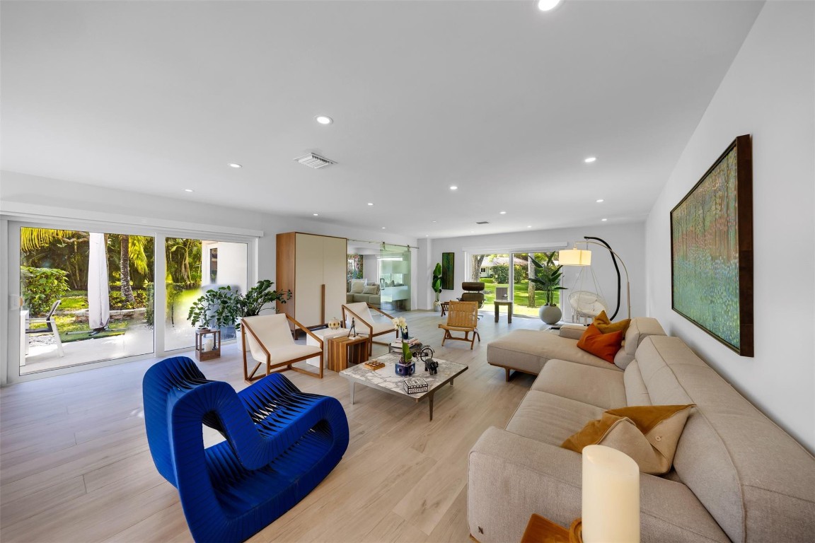 902 Cypress Grove Drive 902