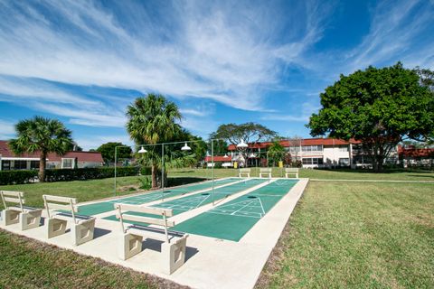 A home in Royal Palm Beach