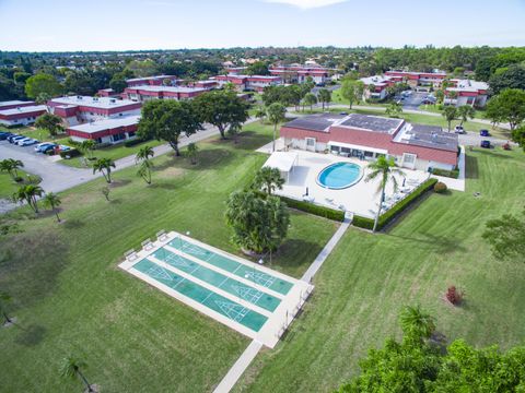A home in Royal Palm Beach