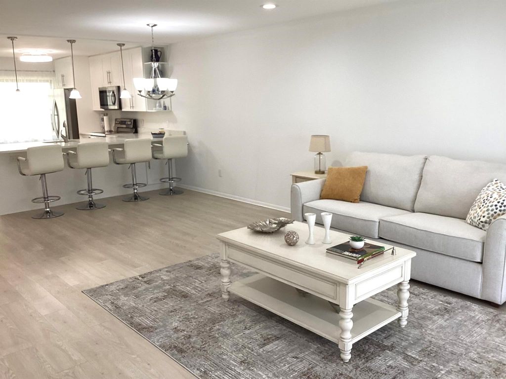 Photo of 8315 Casa Del Lago #F, Boca Raton, FL 33433 (MLS # R11119410)
