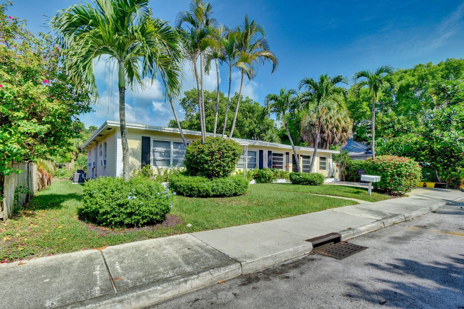 LAKE WORTH TOWN OF - Residential Lease