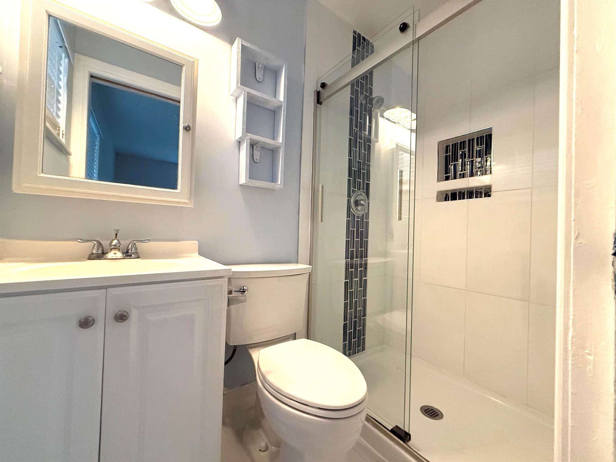 LAKE WORTH TOWN OF - Residential Lease