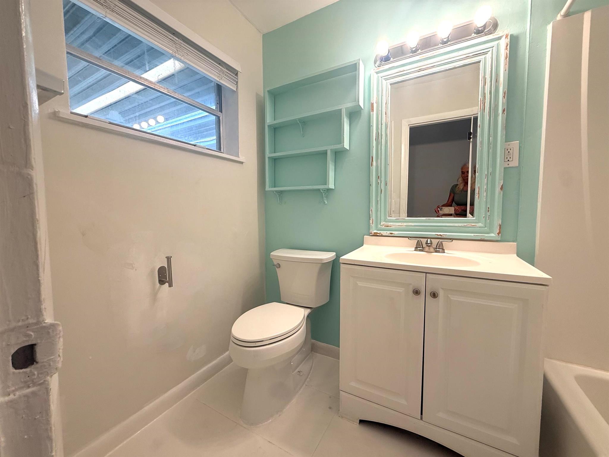 LAKE WORTH TOWN OF - Residential Lease