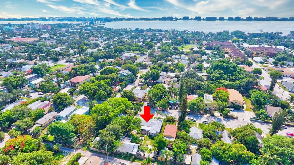 Photo of 507 S L Street #C, Lake Worth Beach, FL 33460 (MLS # R11134045)