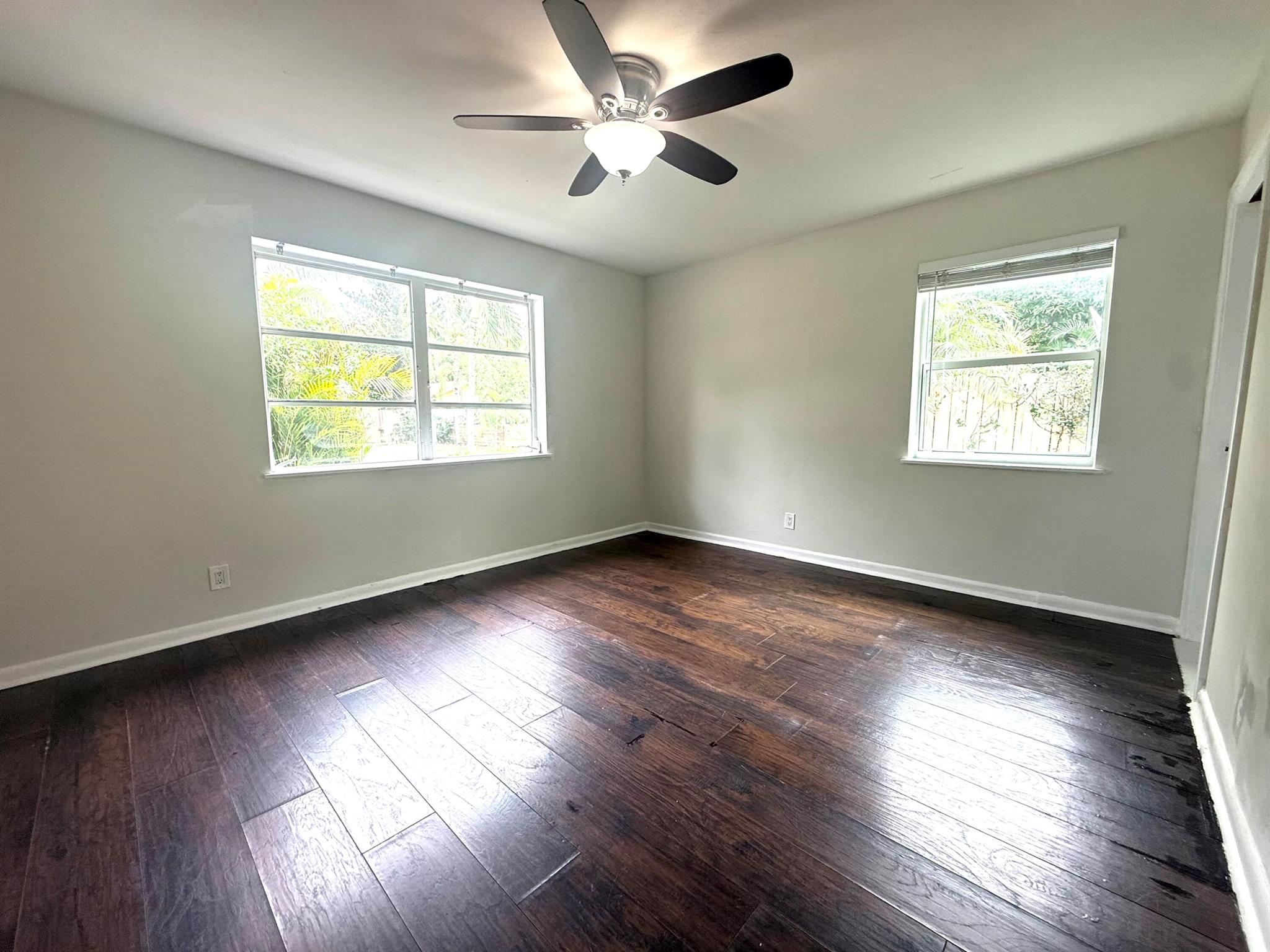 LAKE WORTH TOWN OF - Residential Lease