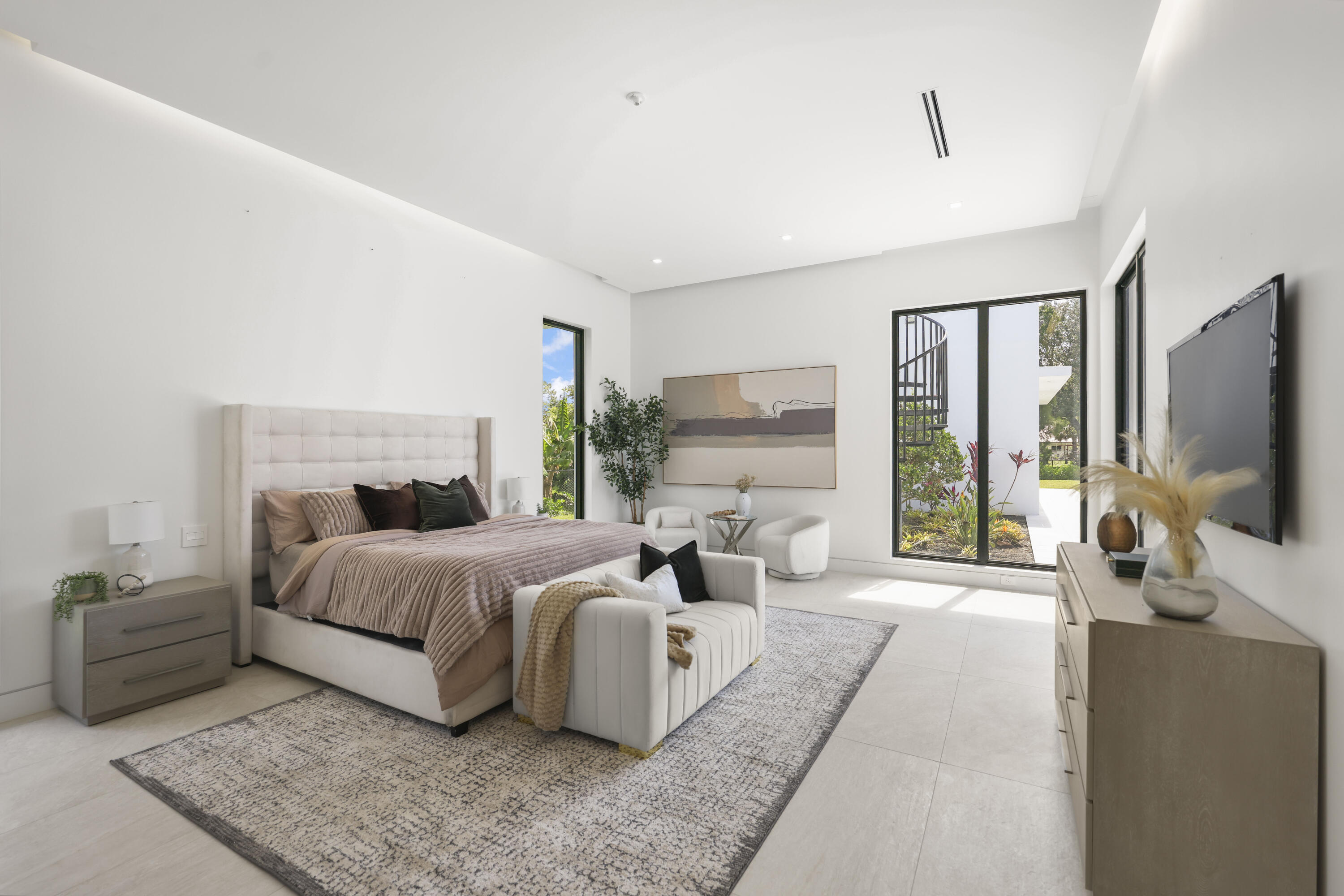 PINE TREE ESTATES - Residential