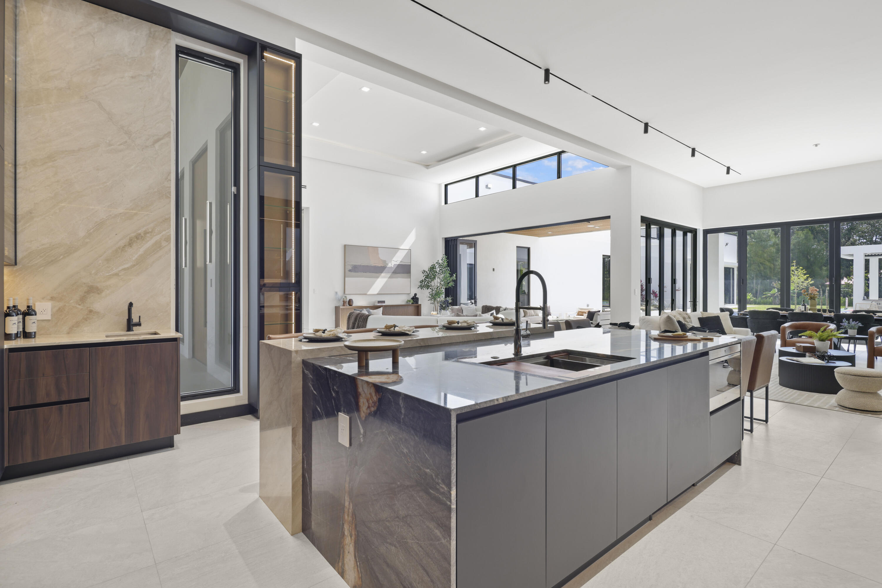 PINE TREE ESTATES - Residential