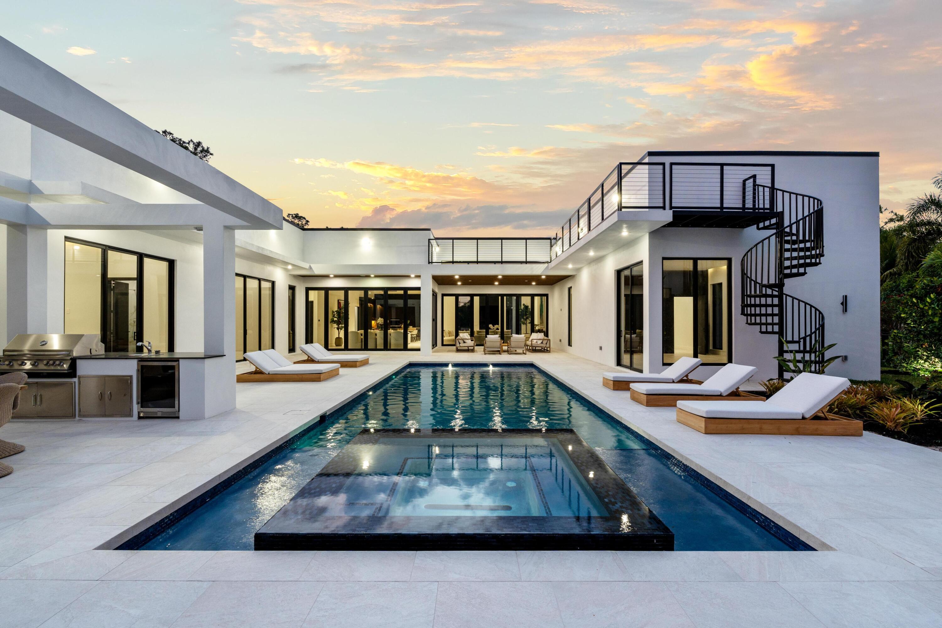 PINE TREE ESTATES - Residential