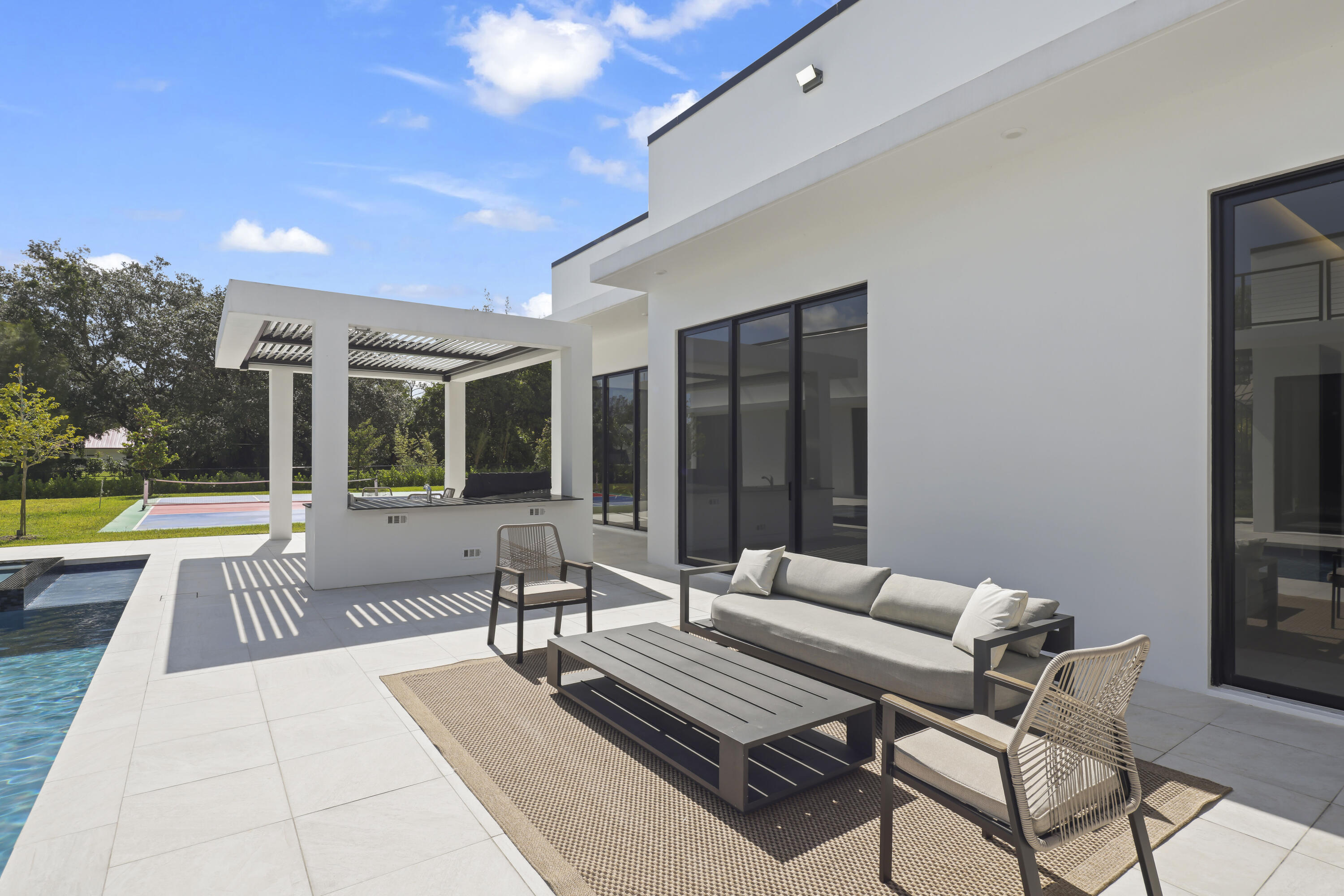 PINE TREE ESTATES - Residential