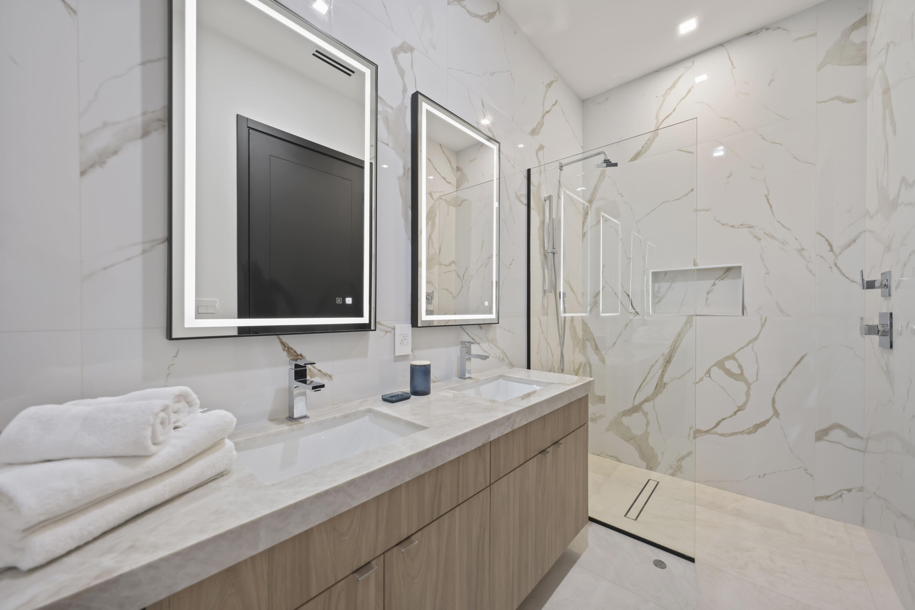 PINE TREE ESTATES - Residential