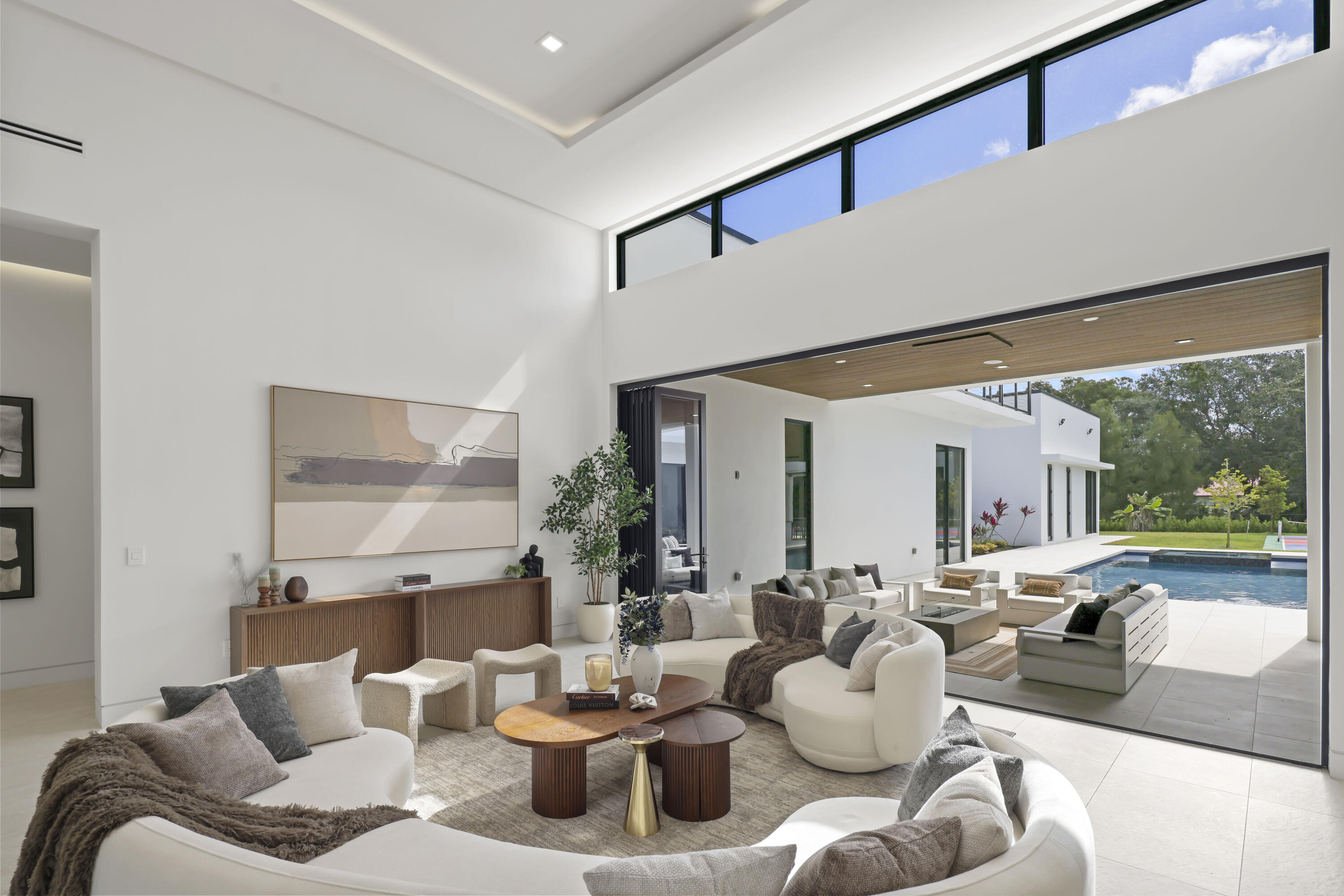 PINE TREE ESTATES - Residential