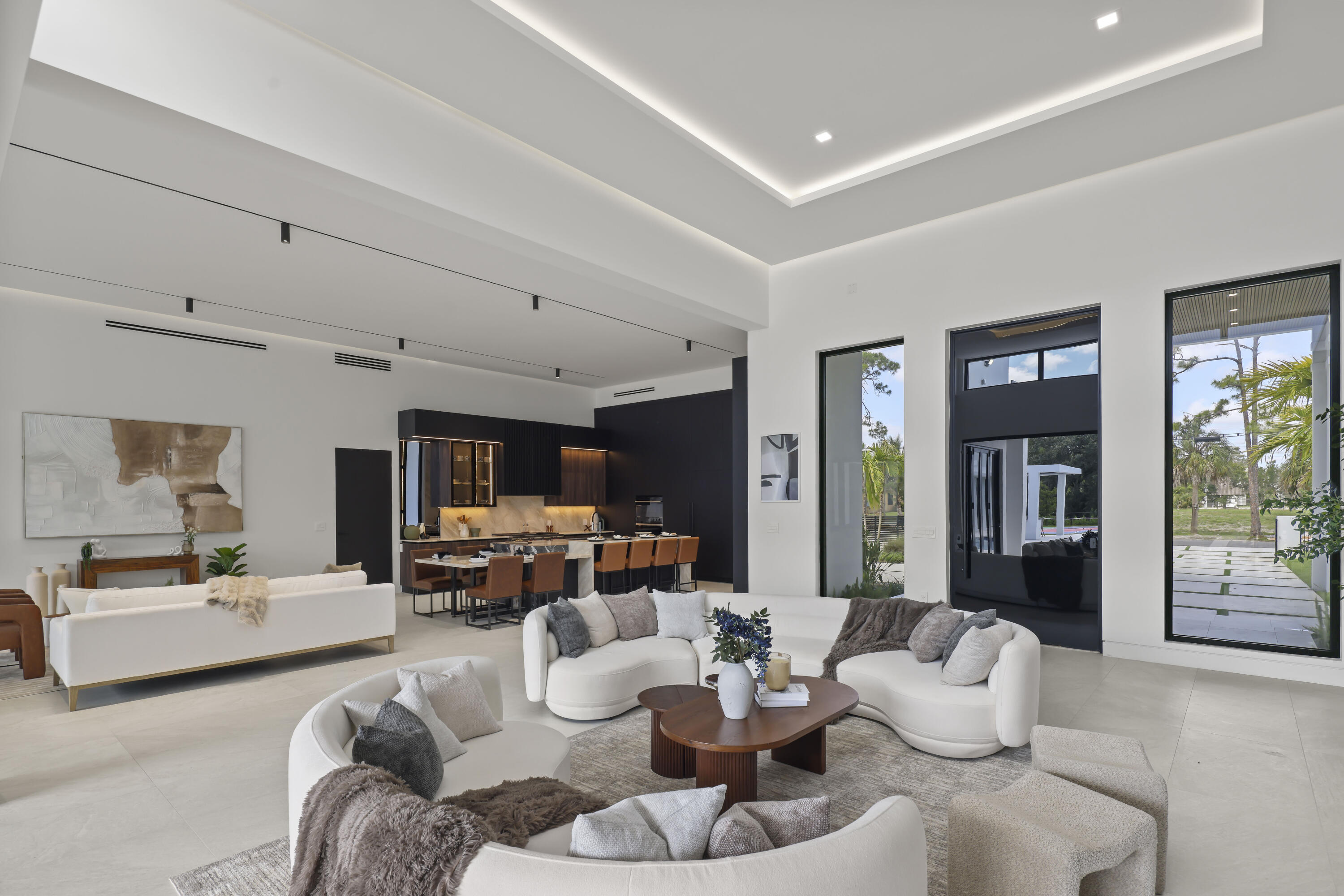 PINE TREE ESTATES - Residential