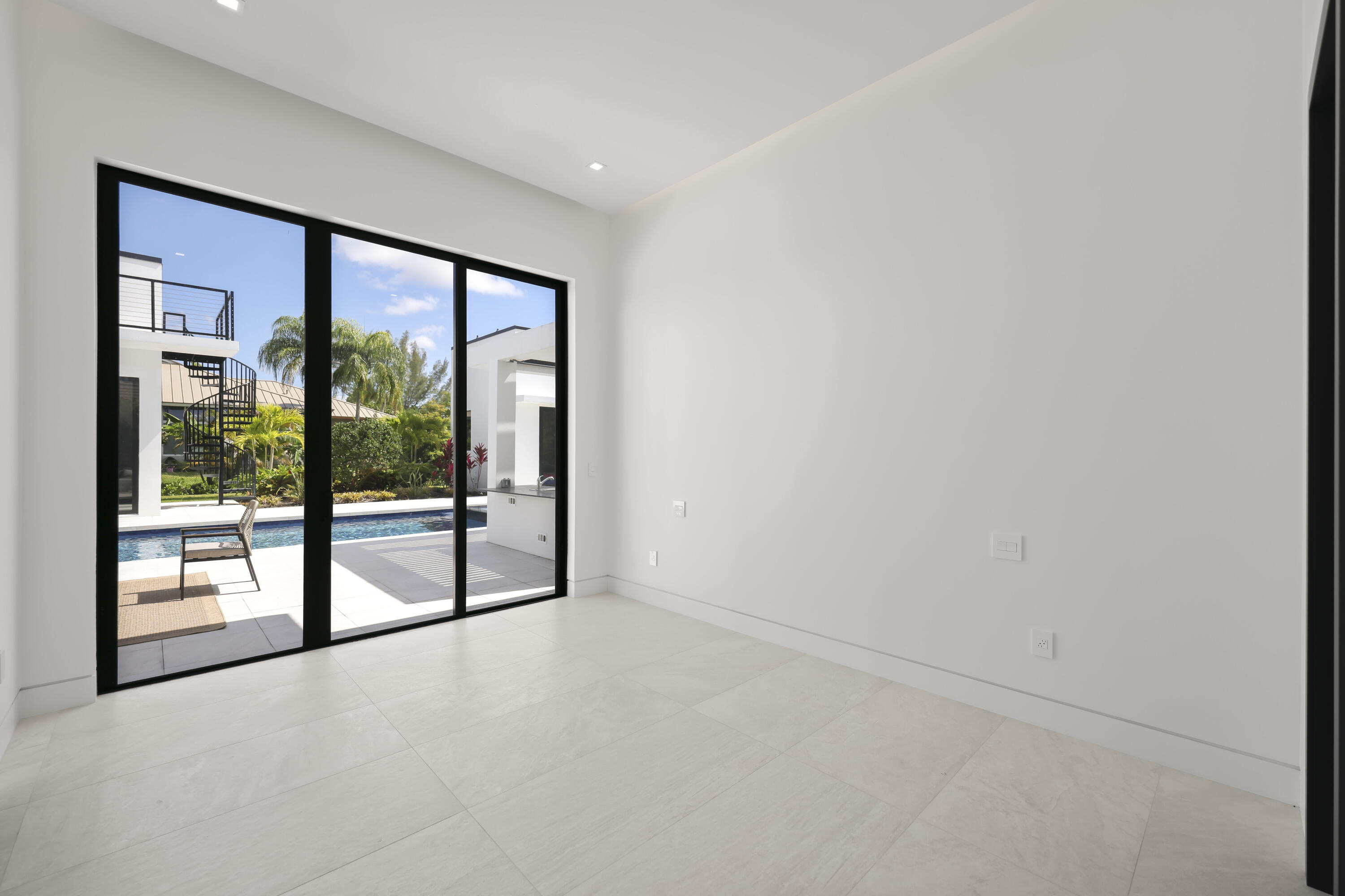 PINE TREE ESTATES - Residential