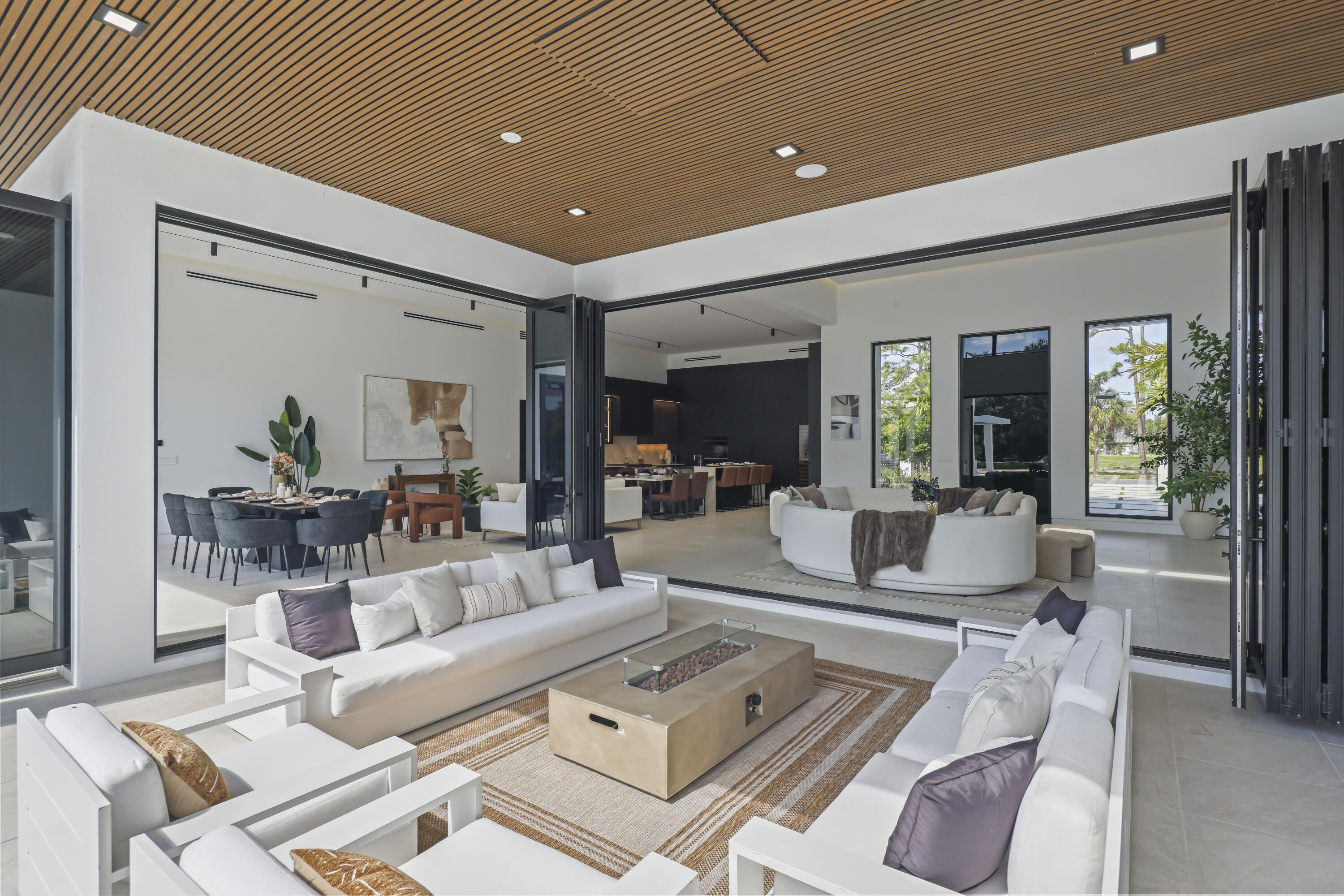 PINE TREE ESTATES - Residential